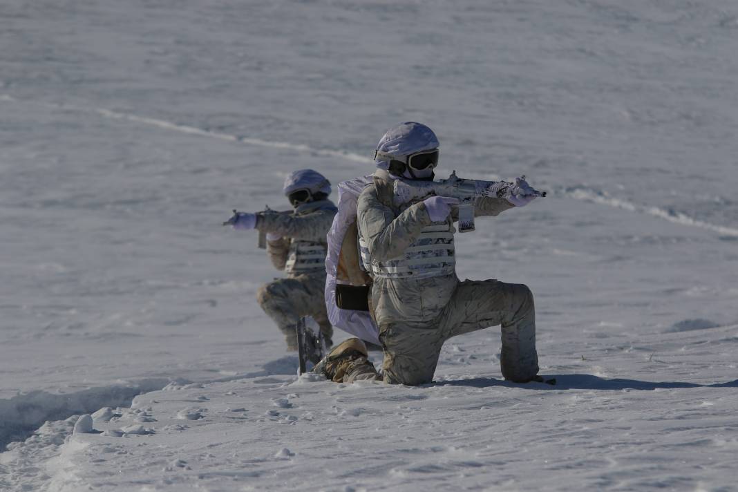 Dondurucu soğukta nefes kesen eğitim 7